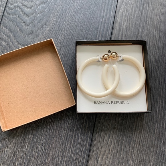 Earnings - Picture 1 of 1